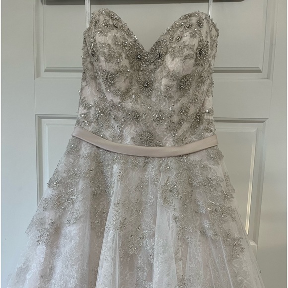 Size 6 Ivory Stella York Wedding Dress - Picture 6 of 14